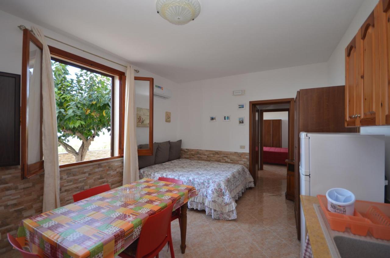 Appartamenti Da Clarissa Macari Exterior foto