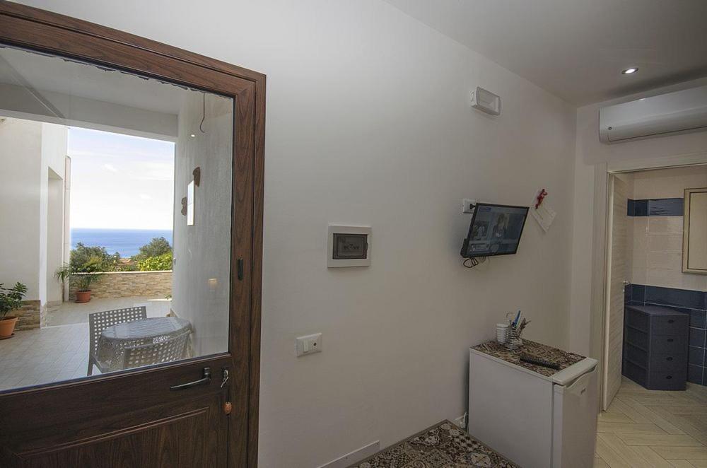 Appartamenti Da Clarissa Macari Exterior foto